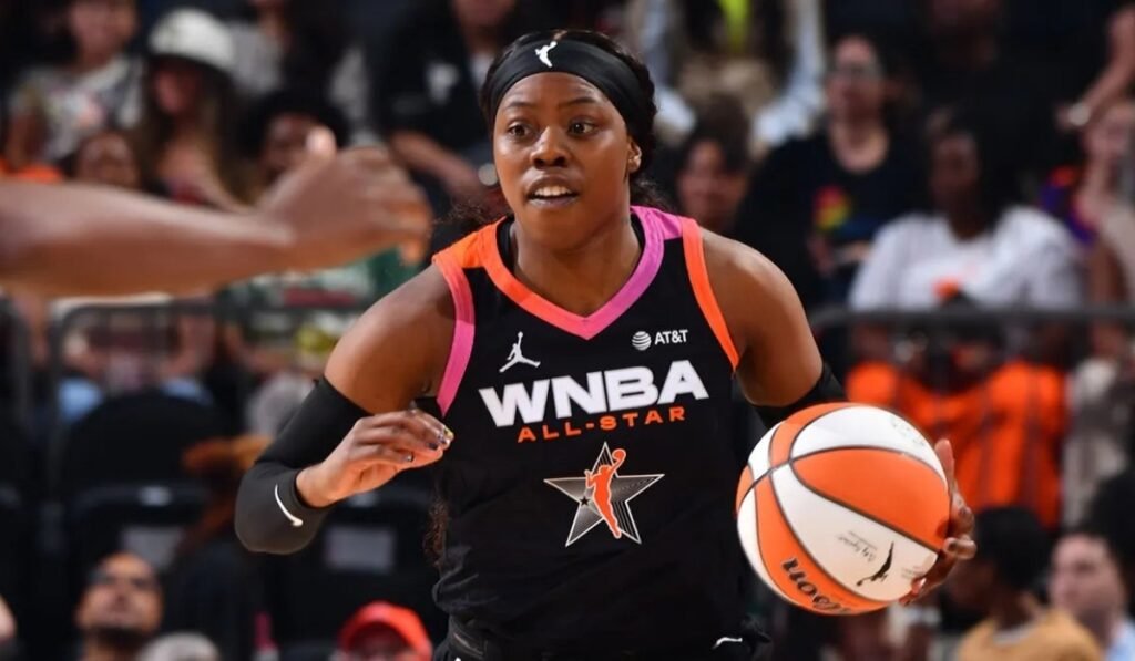 wnba star arike ogunbowale